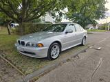 BMW 530iA Facelift Limousine Lifestyle Edition (E39) - BMW 530 mit Benzin-Antrieb: Limousine, 530i E39