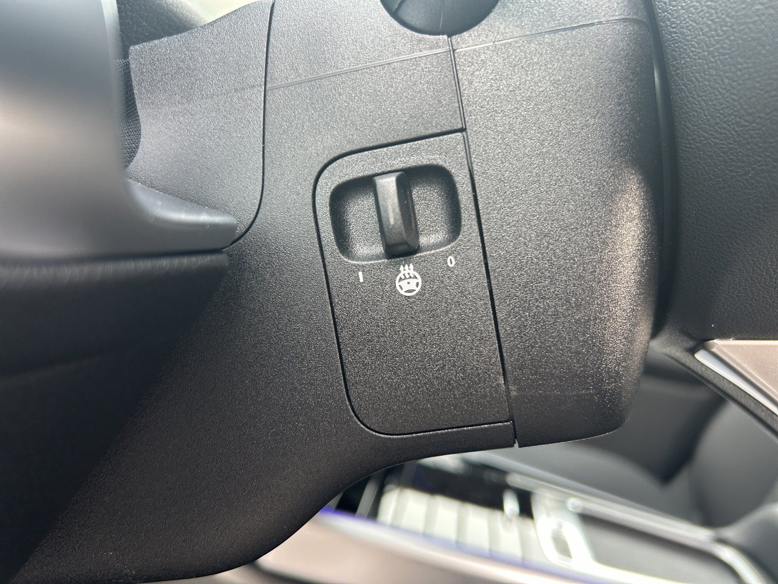 Fahrzeugabbildung Mercedes-Benz GLB 200 AMG Multib 360° PANO AHK Keyless Totwink