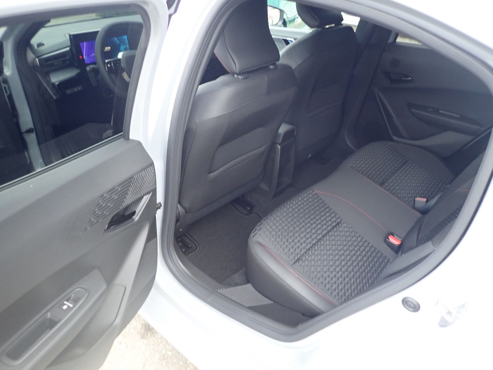 Fahrzeugabbildung Renault Clio Techno TCe 115