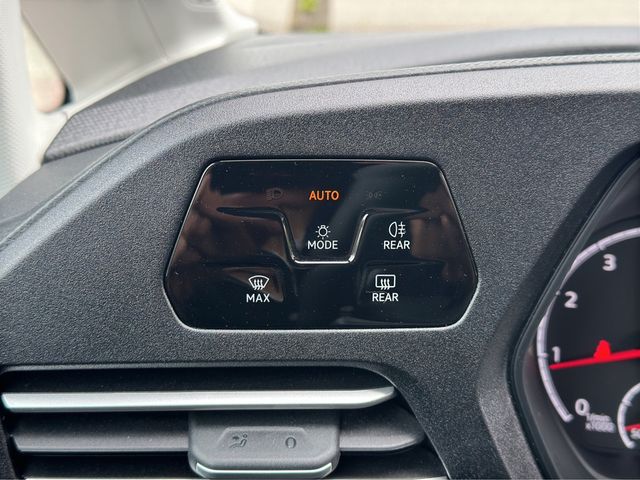 Caddy 1.5 TSI Life KLIMAAUTOMATIK PDC NAVI