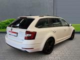 Skoda Octavia Combi Ambition 4x4 2.0 TDI+Navi+Parksens - Skoda Octavia mit Diesel-Antrieb: Allradantrieb, Kombi, 2.0