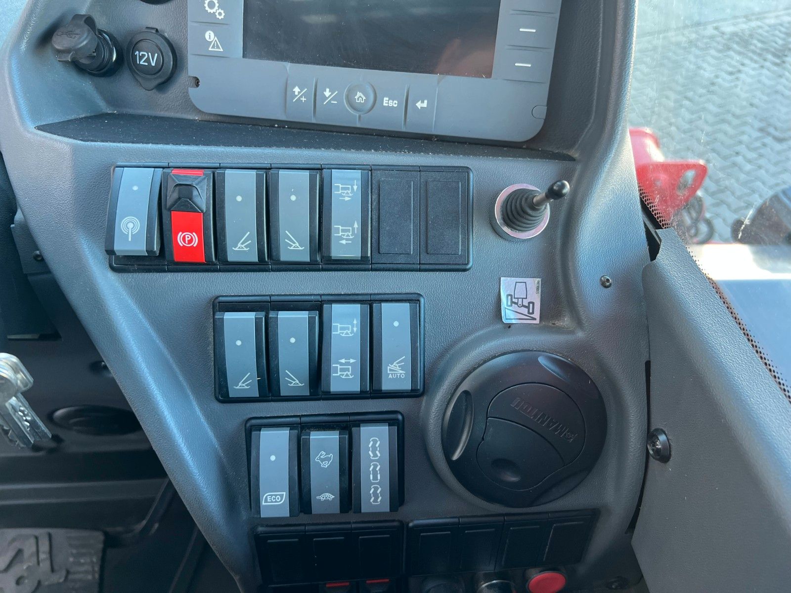 Fahrzeugabbildung Manitou MRT 2550 + / nur 919h! / Funk / Korb / Winde