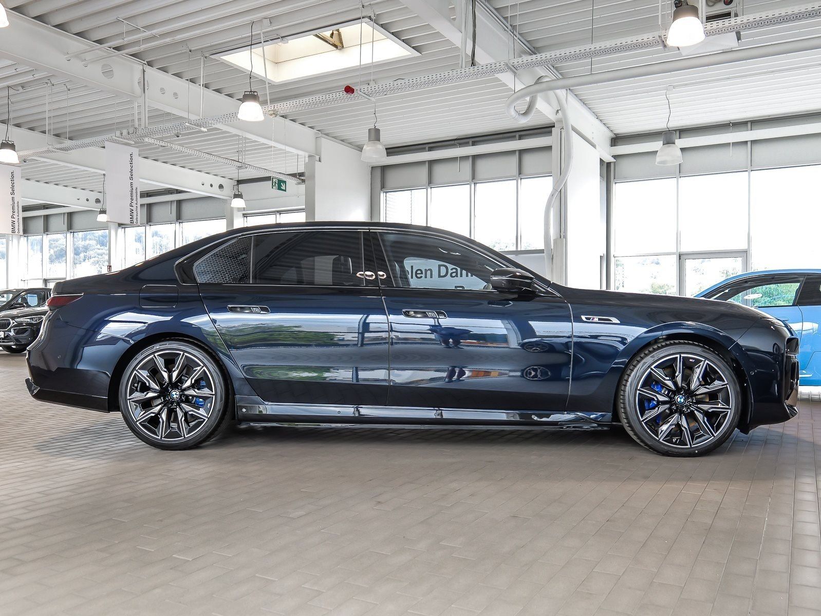 BMW M760 - Bild 11