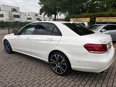 MERCEDES-BENZ E 220 CDI AVANTGARDE*Facelift*4xSHZ*S-Dach*Leder