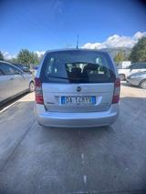 Fiat Idea 1.9 Multijet Emotion - graue Fiat Idea