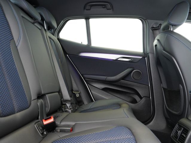 Fahrzeugabbildung BMW X2 sDrive 20 i M Sport LED/HEADUP/KEYLESS/KAMERA