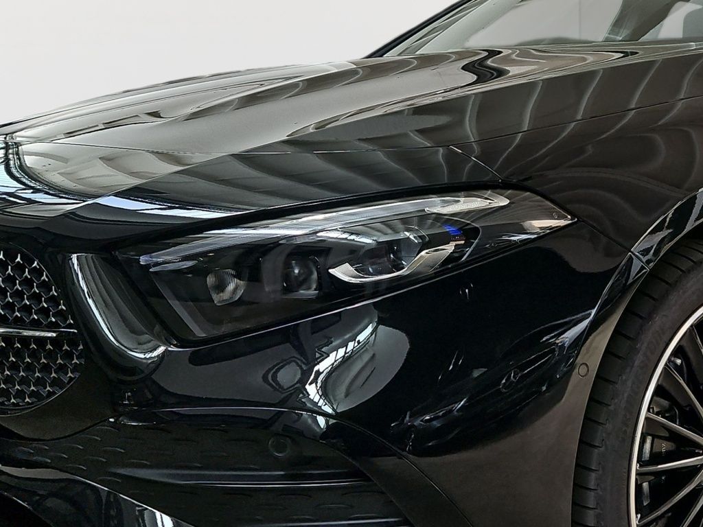 Fahrzeugabbildung Mercedes-Benz A 250 e AMG Night Totwi. LED 360° Sound KeyLess
