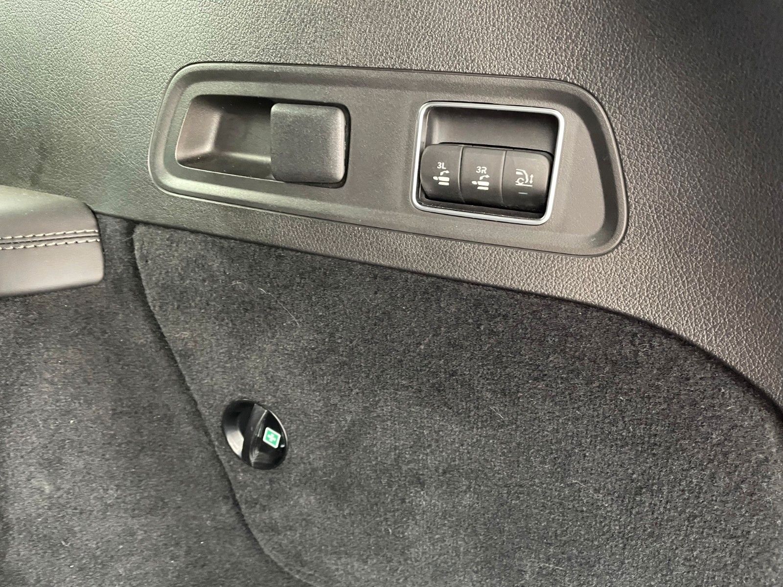 Fahrzeugabbildung Mercedes-Benz GLS 580 4M AMG Pano+AHK+Burm+7Sitz+HUD+Fond+VOLL