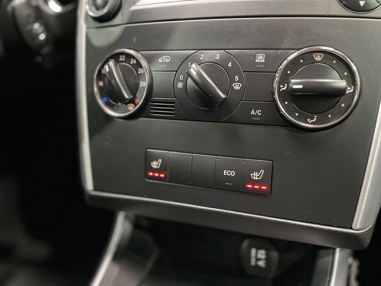 Fahrzeugabbildung Mercedes-Benz B 180 i #SHZ