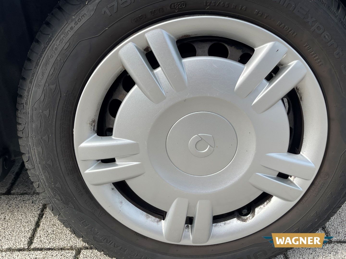 Fahrzeugabbildung Smart forfour Klima Servolenkung Radio TÜV 07/2028