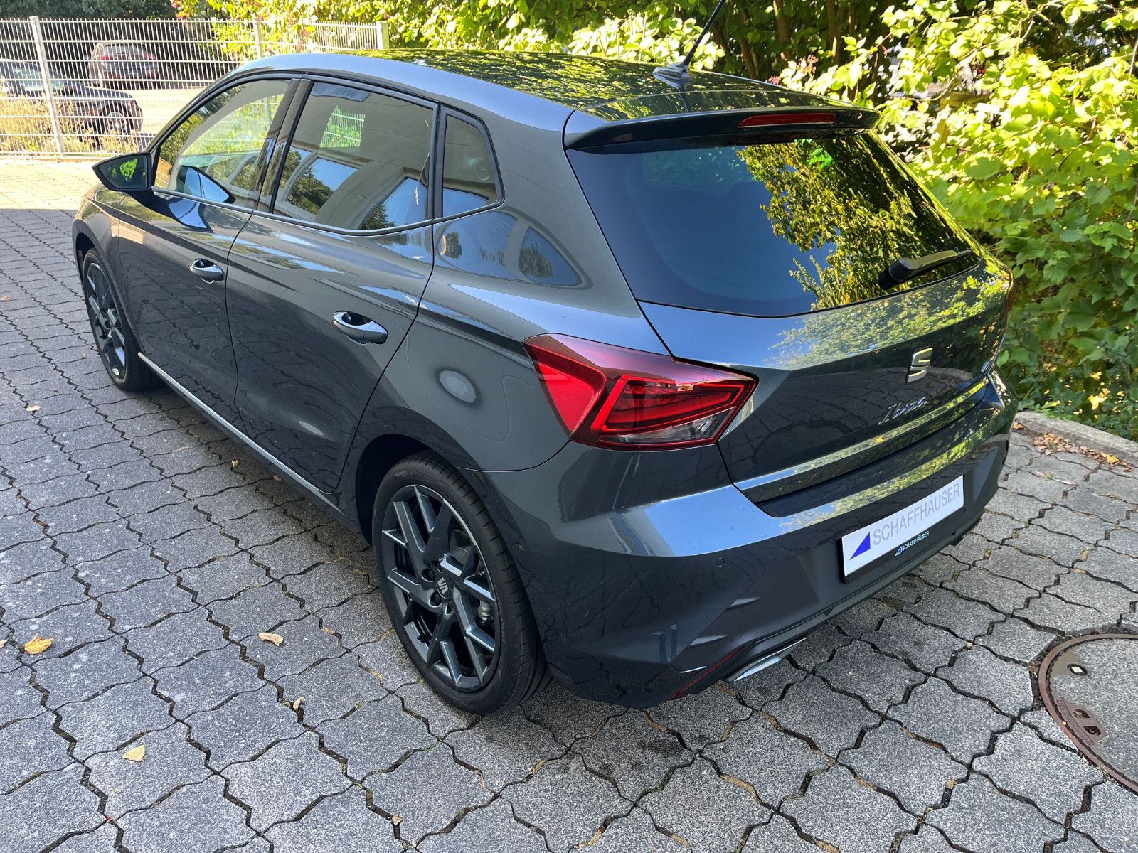 Fahrzeugabbildung SEAT Ibiza 1.5 TSI 110 kW FR DSG 18" NEUES MODELL