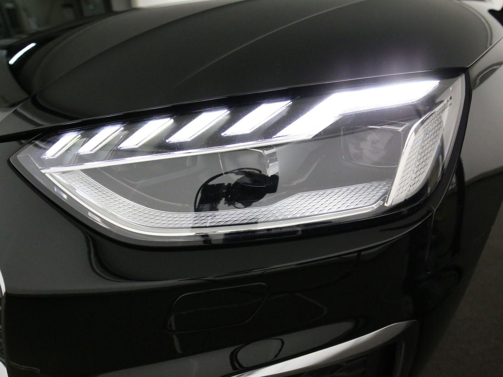 Audi A4 - Bild 18