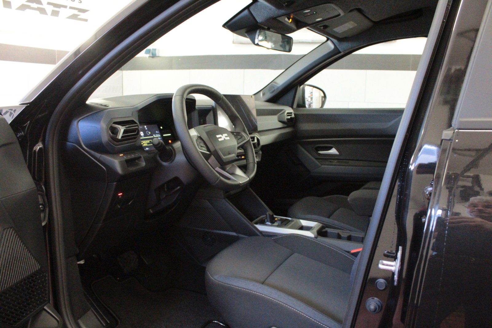 Fahrzeugabbildung Dacia Bigster hybrid 155 Expression*Winter-Plus-Paket*