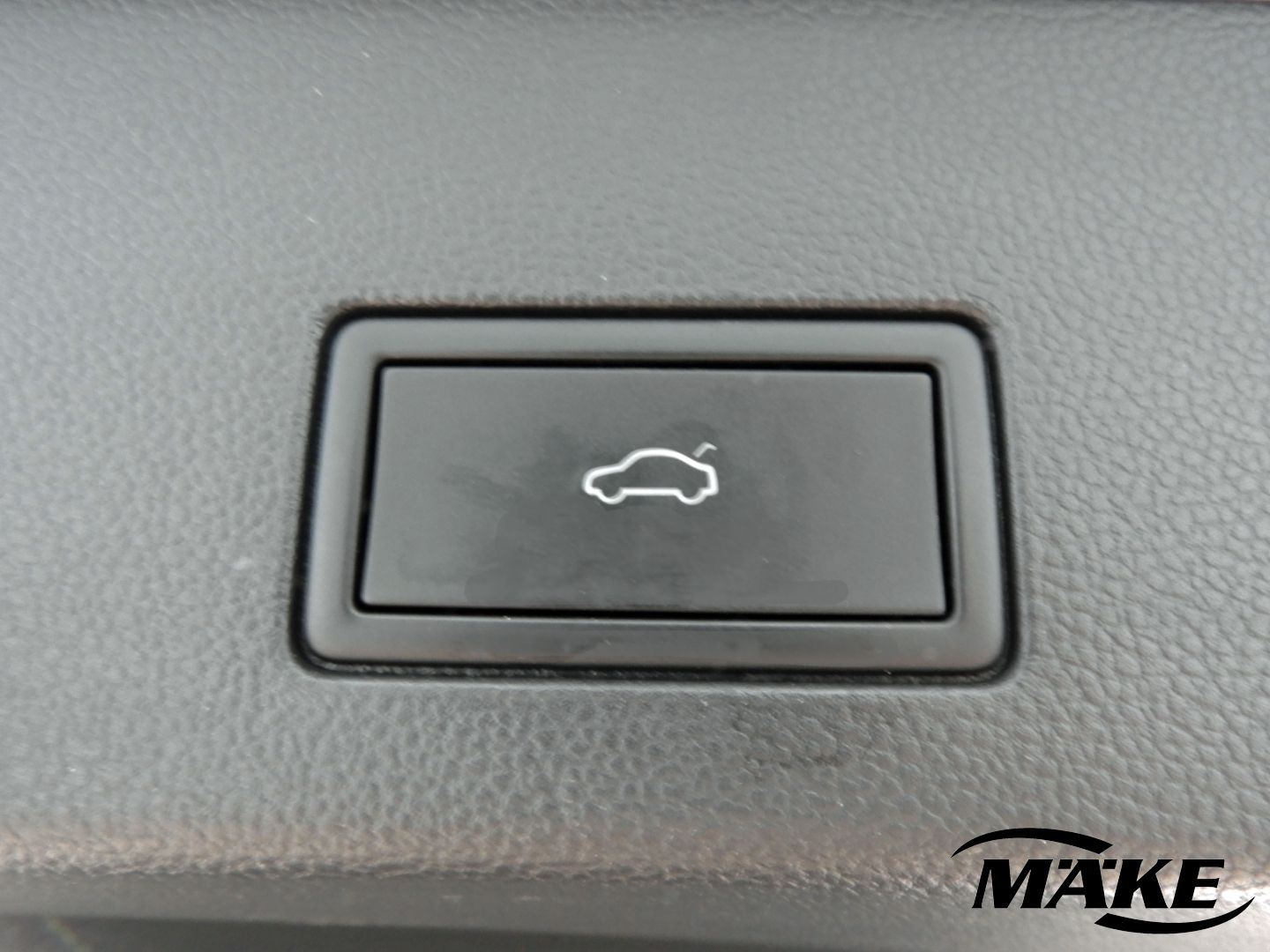 Golf Variant Black Style 2.0 TDI DSG AHZV IQ.L R