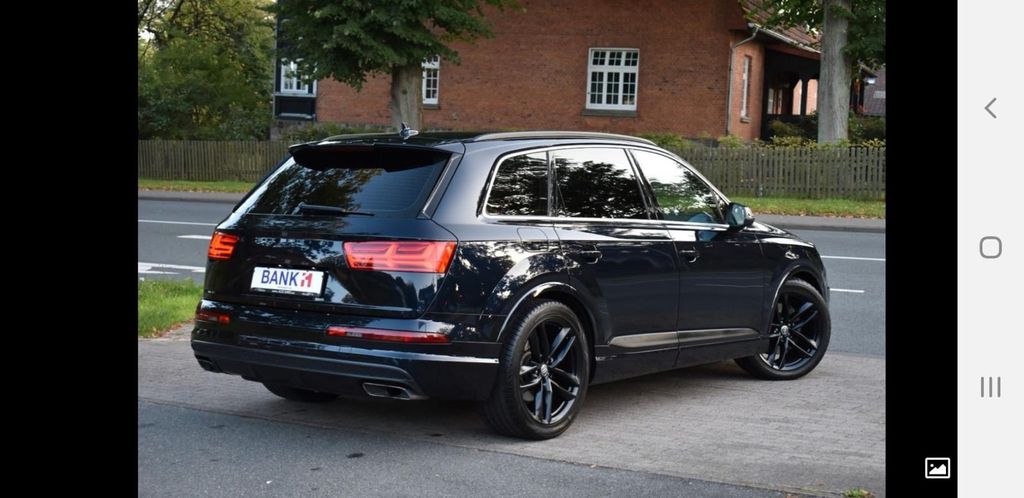 Image of Audi Q7