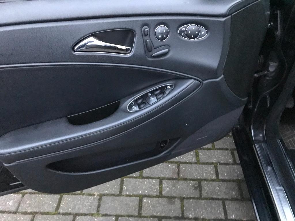 Mercedes-Benz CLS 320