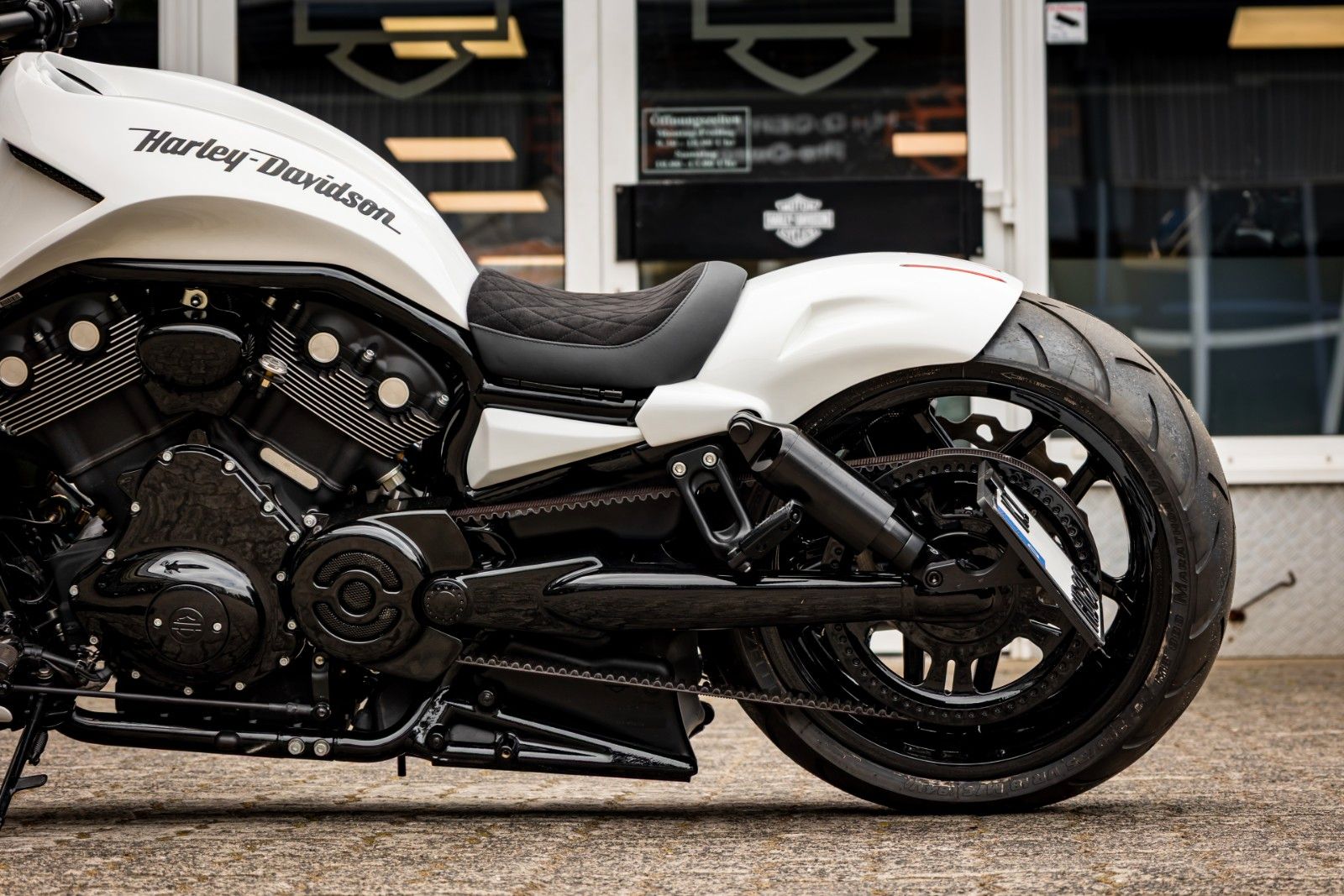 Fahrzeugabbildung Harley-Davidson VRSCDX Night Rod Special -BBC- Jekill&Hyde-