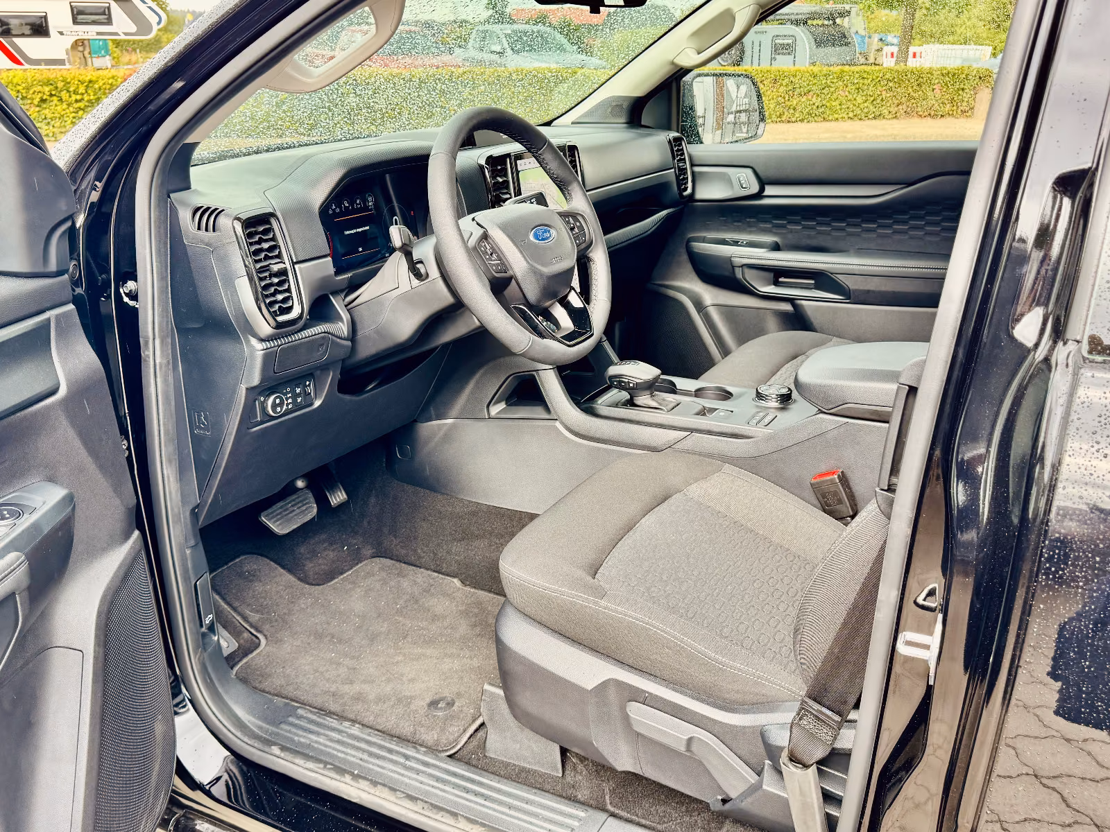 Ford Ranger e-4WD Extrakabine für Wohnkabinen