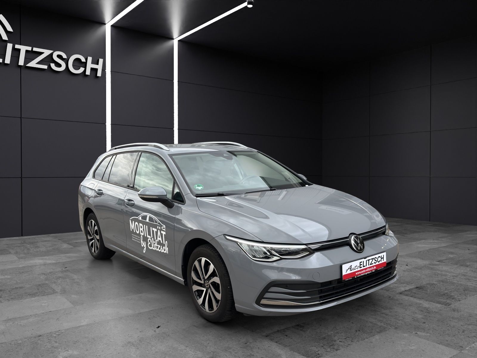 Fahrzeugabbildung Volkswagen Golf VIII Variant eTSI Active DSG NAVI AppConnec