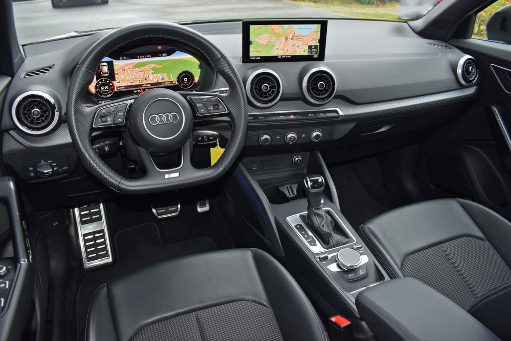 Audi Q2 40 TFSI quat/S-tr. *S-line*Matrix*Navi*RüKam*