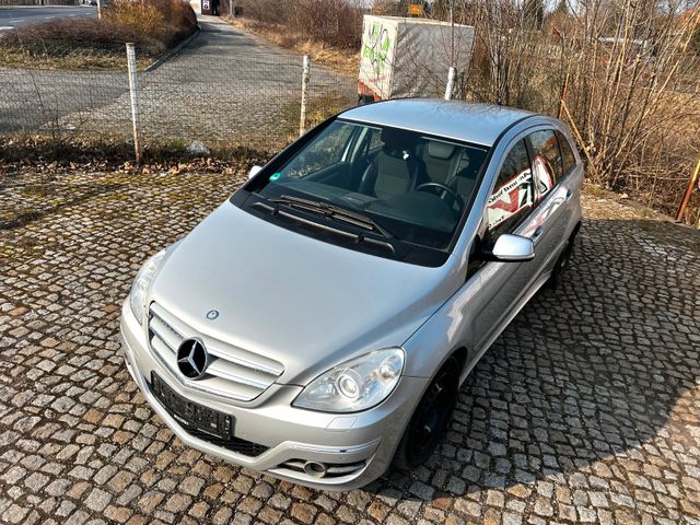 Mercedes-Benz B 200 CDI/AUTOMATIK/NAVI/AHK