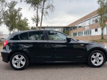 BMW 118 - 12