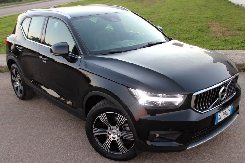 Volvo XC40 D3 Aut. Inscription *CAMERA *PELLE imagem 3