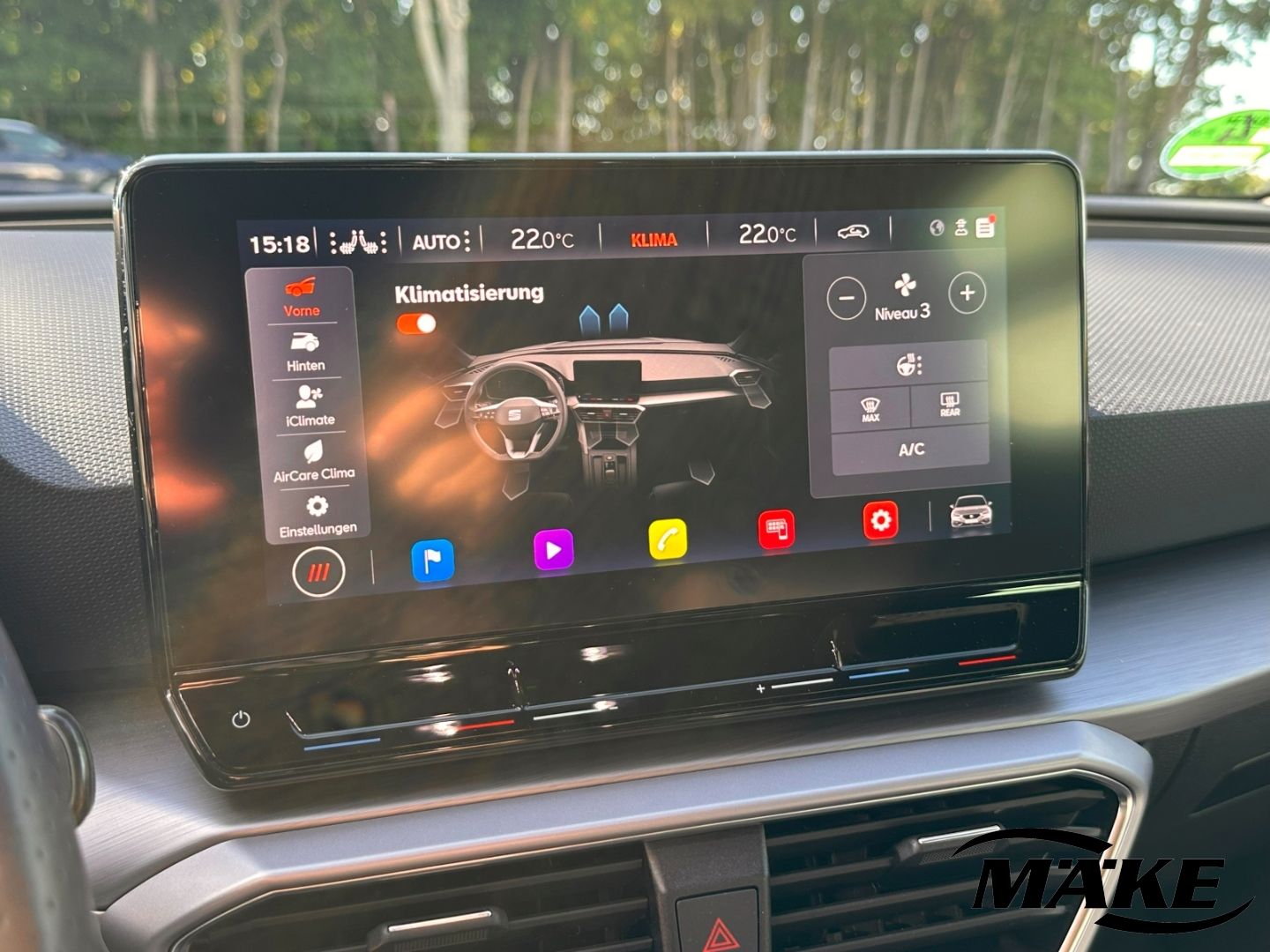 Leon FR 2.0 TDI DSG AHZV RFK LED NAV ACC BEATS