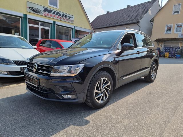 Volkswagen Tiguan 2.0 TDI SOUND 4Motion DSG NAVI+AHK+ACC