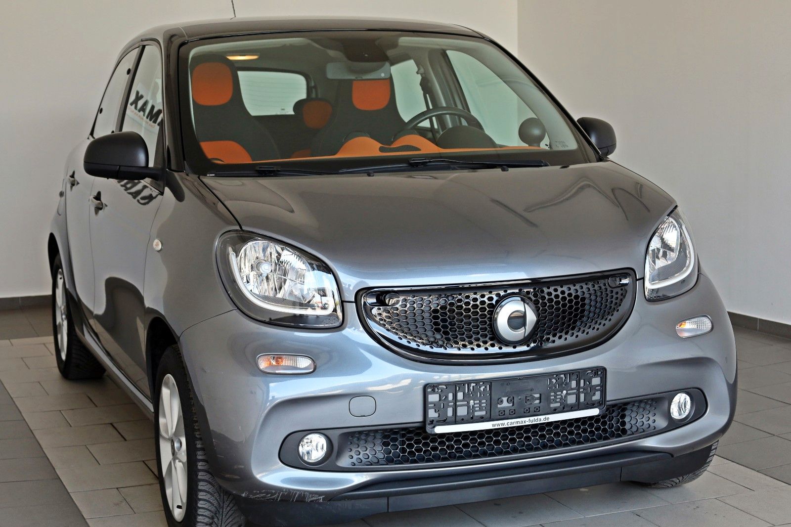 Fahrzeugabbildung Smart ForFour Passion Navi,SH,PDC, Allwetterreifen