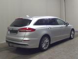 Ford Mondeo Turnier 2.0 EB Titanium Navi ACC RfK PDC - silberne Ford Mondeo