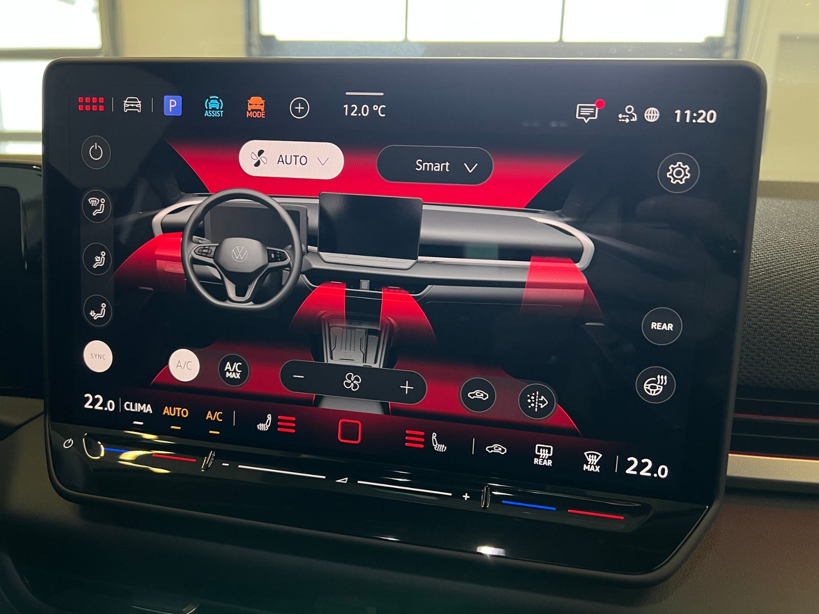 Fahrzeugabbildung Volkswagen T-Roc R-Line 1.5 eTSI DSG *AHK, LED, ACC, Kamera
