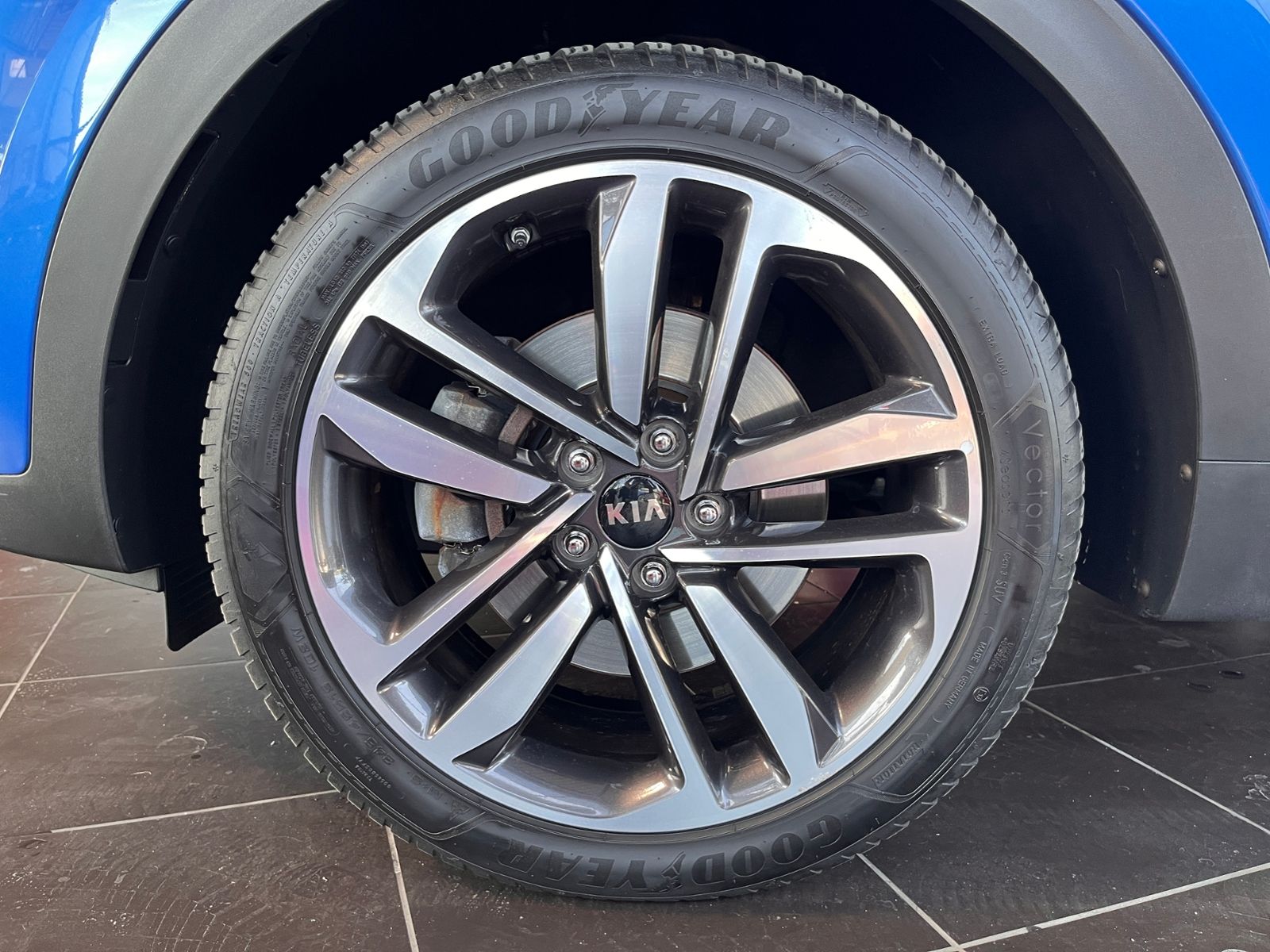 Fahrzeugabbildung Kia Sportage Platinum Edition 4WD AHK LEDER NAV SHZ
