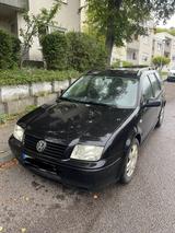 Volkswagen Bora 2.3L V5 Motor Allrad AHK - Volkswagen Bora: 2.3