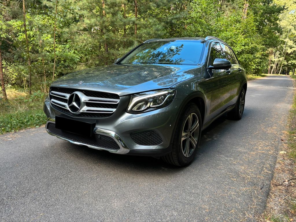 Image of Mercedes-Benz GLC 220