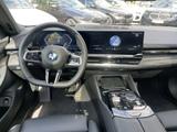 BMW 520d Touring M Sport || AHK Pano el.Sitze Standh - BMW 5er Reihe Jahreswagen: Kombi