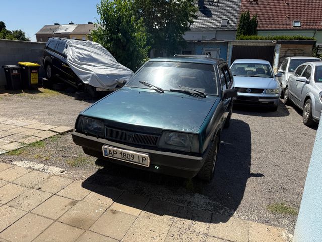 Lada Samara 21099 Ukrainesche Papiere