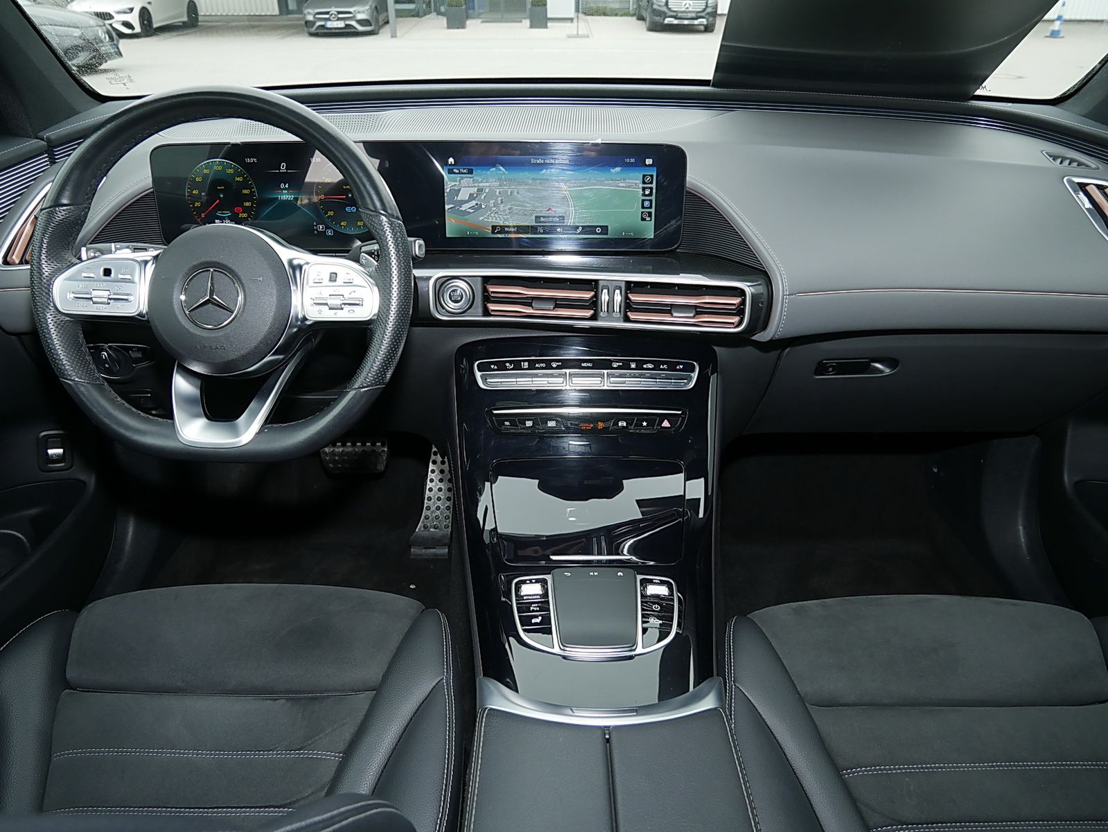 Mercedes-Benz EQC 400 4M AMG+MEMORY+SCHIEBEDACH+AHK+360°KAMERA foto 8