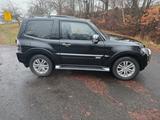 Mitsubishi Pajero 3,2 DI-D 4WD Edition 30 Automatik Edi... - Mitsubishi Pajero: 3.2