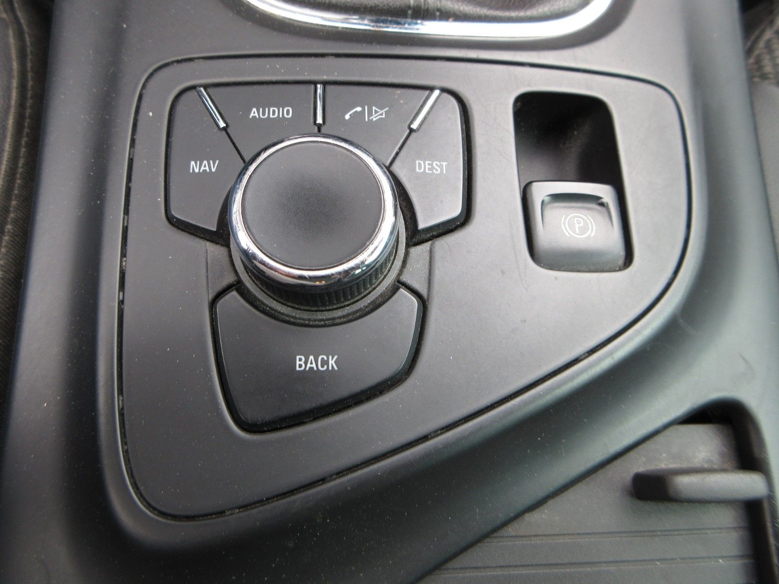 Fahrzeugabbildung Opel Insignia A ST 2.0CDTI Innovatio LED/NAVI/PDC/AHK