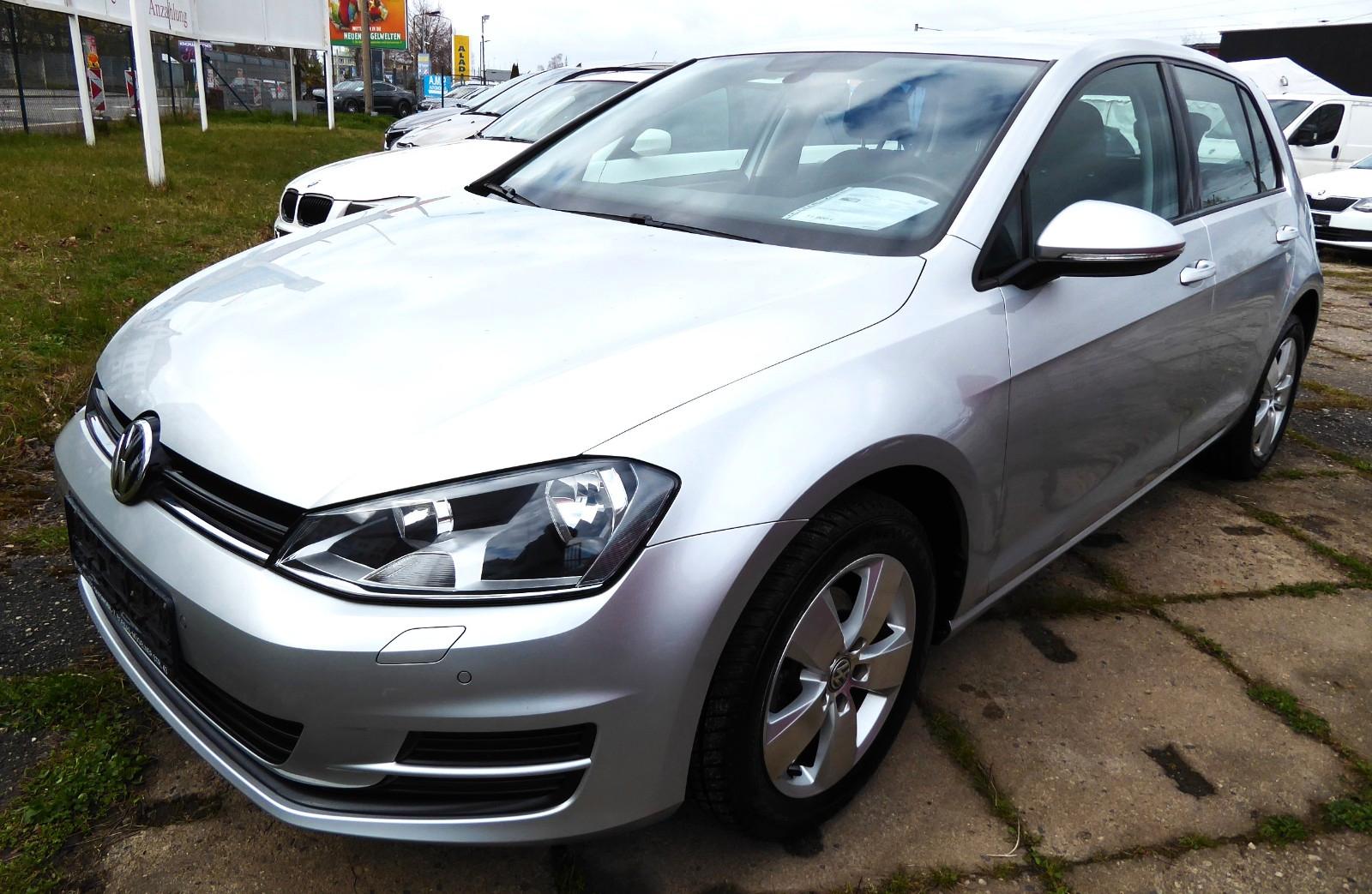 Volkswagen Golf VII Lim. Trendline BMT Klimaaut,PDC,Alu,Eu6