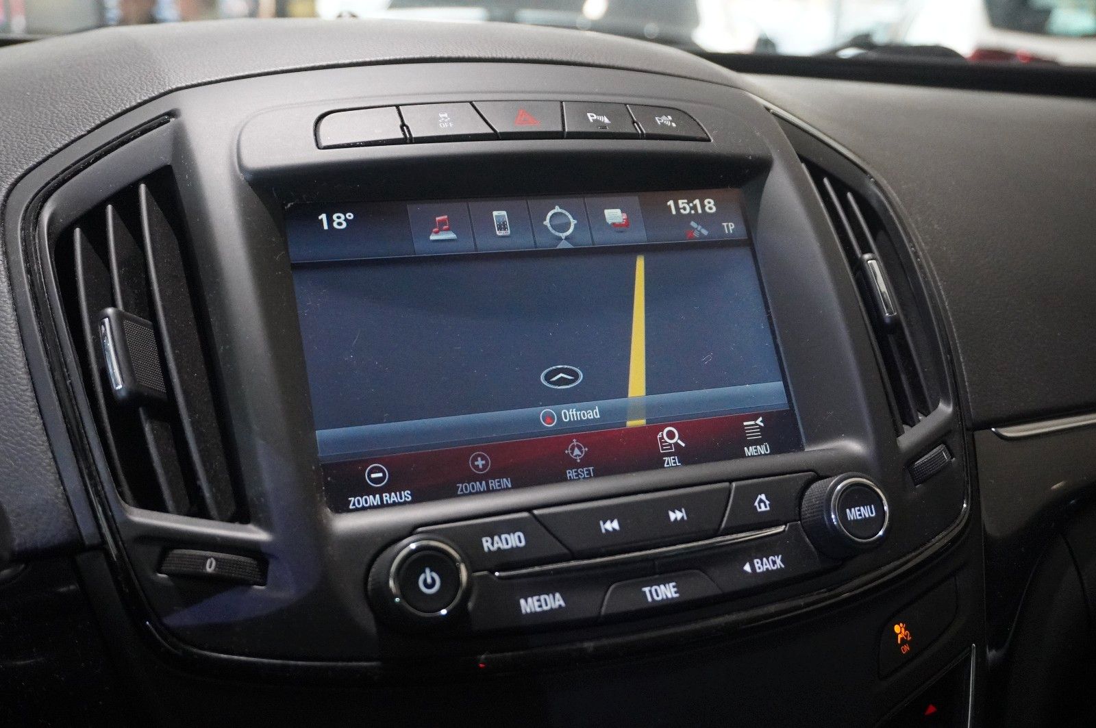 Fahrzeugabbildung Opel Insignia A ST 1.6 INNOVATION NAVI/LED/KAMERA/AHK