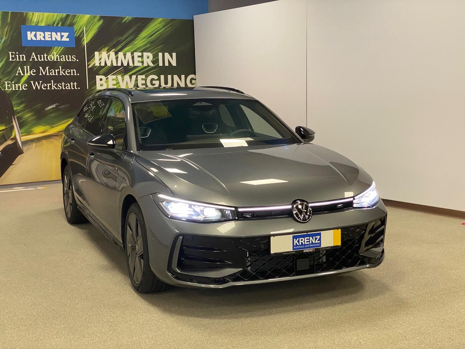 Fahrzeugabbildung Volkswagen Passat Variant 1.5 TSI eHybrid DCC R-Line