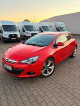 Opel Astra J GTC 1.4 - Opel Astra aus 2011: Gtc