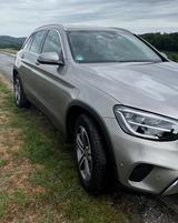 Mercedes-Benz GLC 220 d 4MATIC Autom. - Leder - sehr gepflegt - Mercedes-Benz GLC 220 in Duisburg