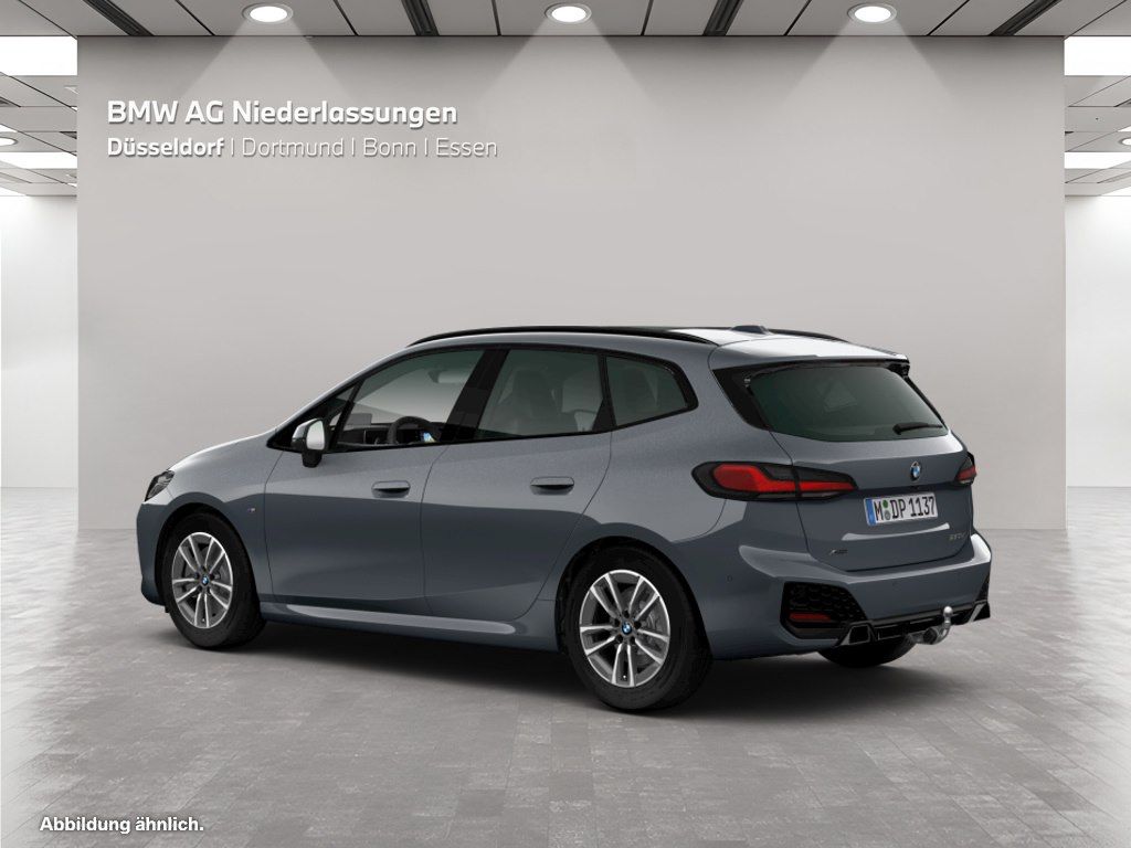 BMW 223 Active Tourer - Bild 9
