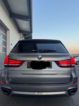 BMW X5 xDrive30d - - BMW X5 in Nürnberg