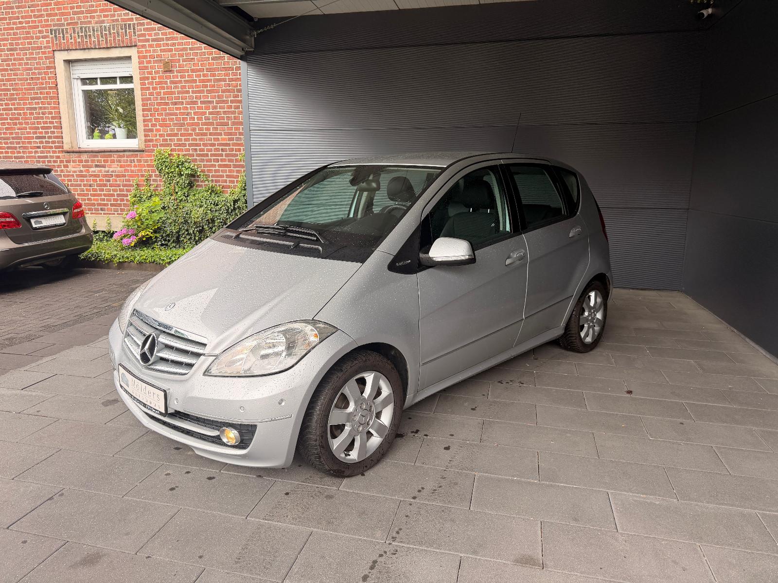 Mercedes-Benz A 180*Garantie*Automatik*Navi*PDC*159€ mtl.