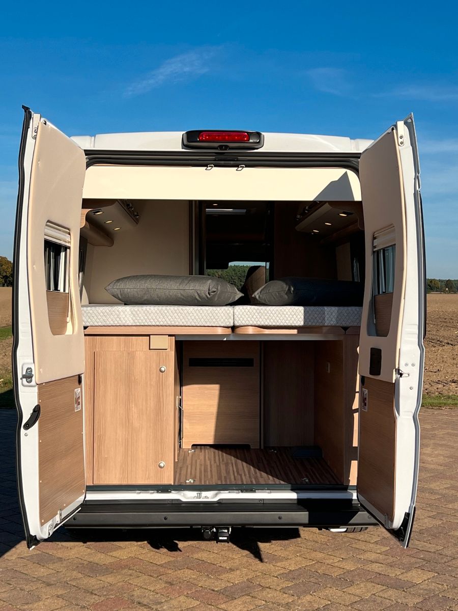 Fahrzeugabbildung Malibu Van Comfort Coupe 640 LE großer Kühlschrank