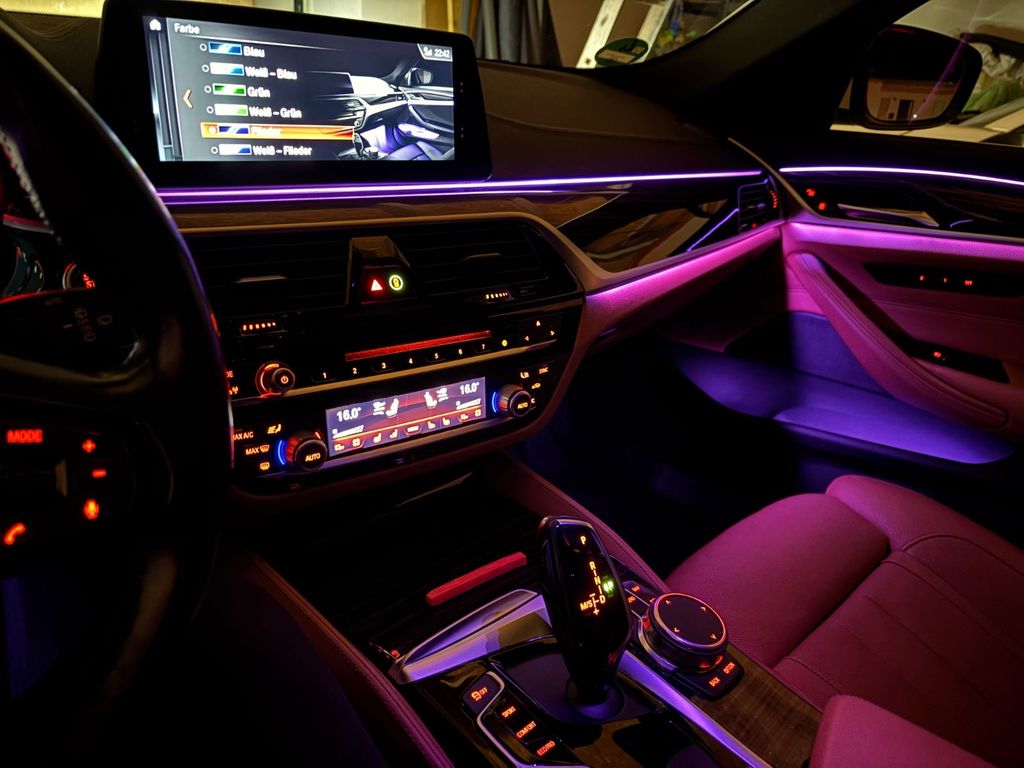 Image of BMW 520